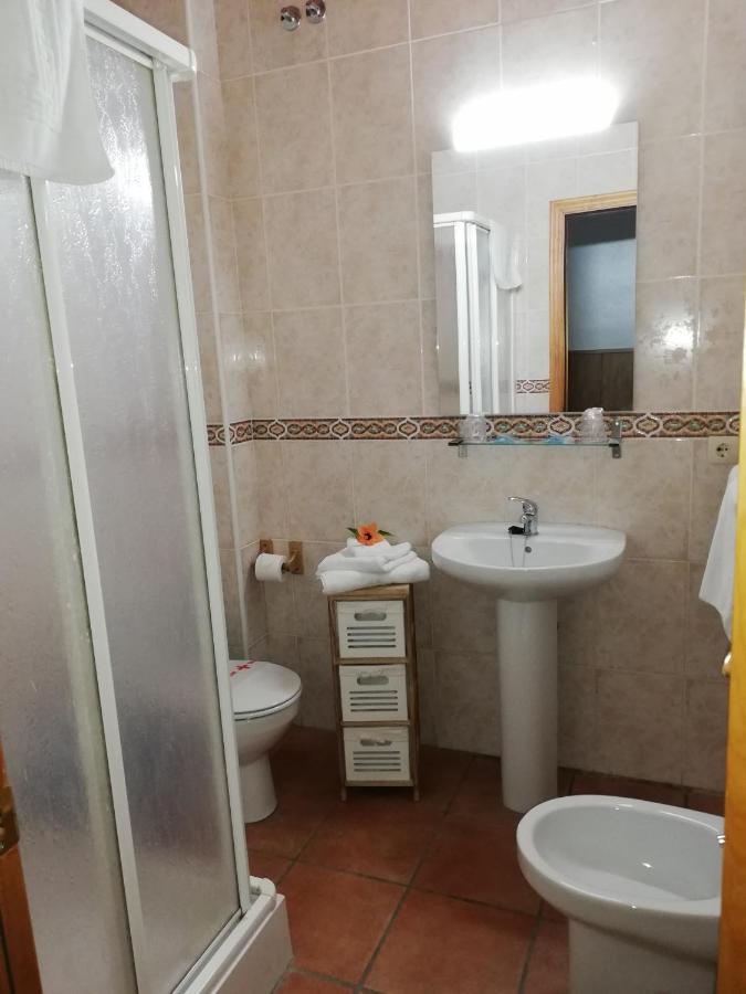 Hostal Brenaverde Gaucín Exteriör bild