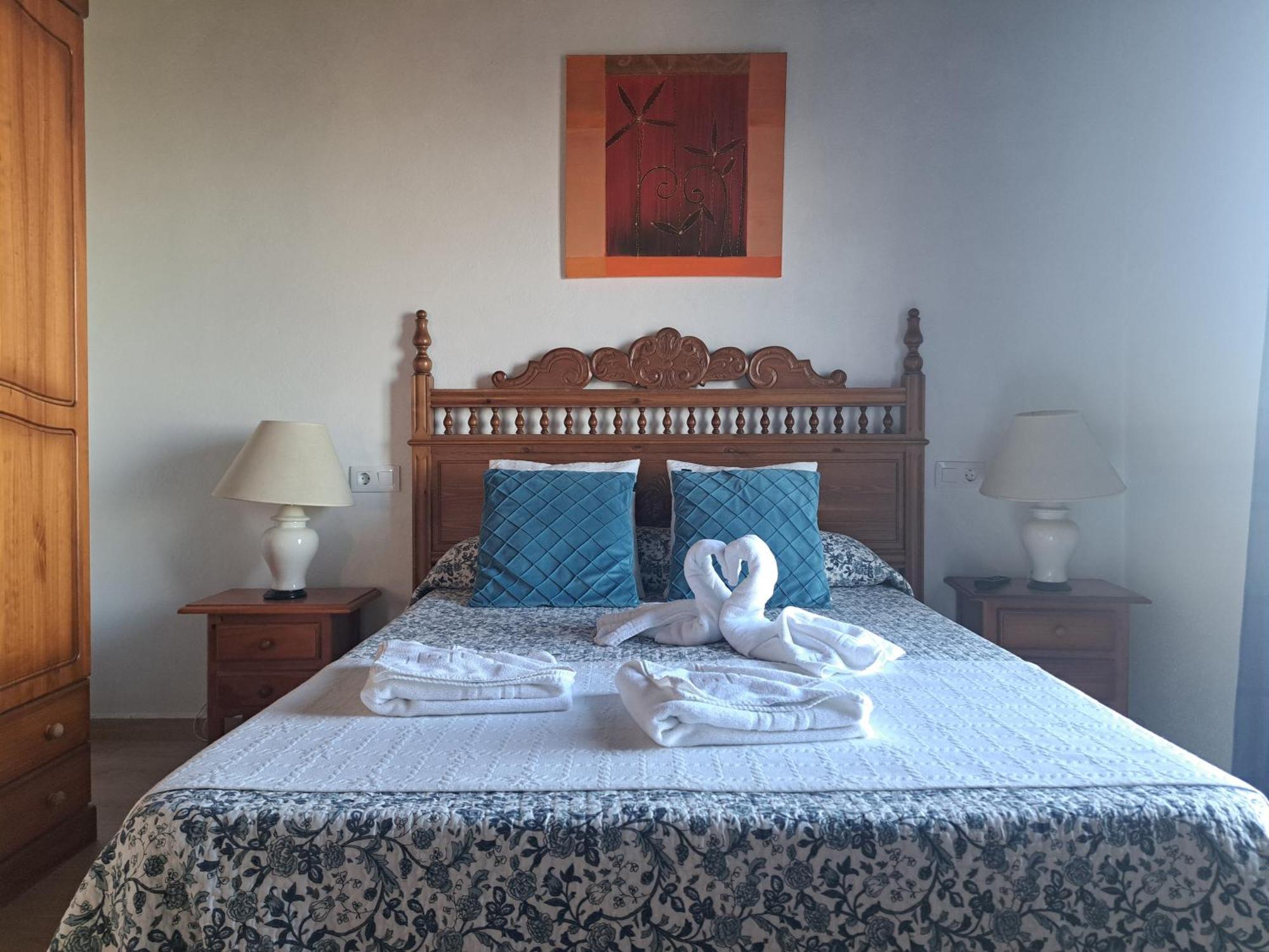Hostal Brenaverde Gaucín Exteriör bild